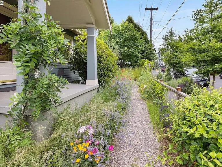 405 NE 53rd Ave — Photo 11