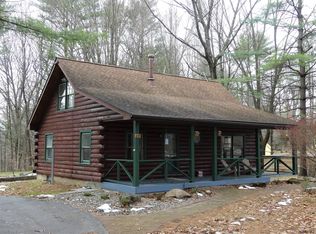 15 Phillips Rd, Stillwater, NY 12170