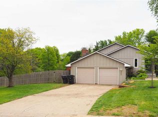 4657 SE 26th Ter, Topeka, KS 66605