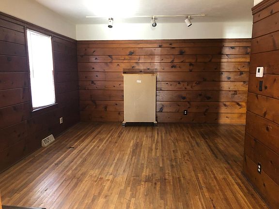 4th image of 136 N 30th St #136