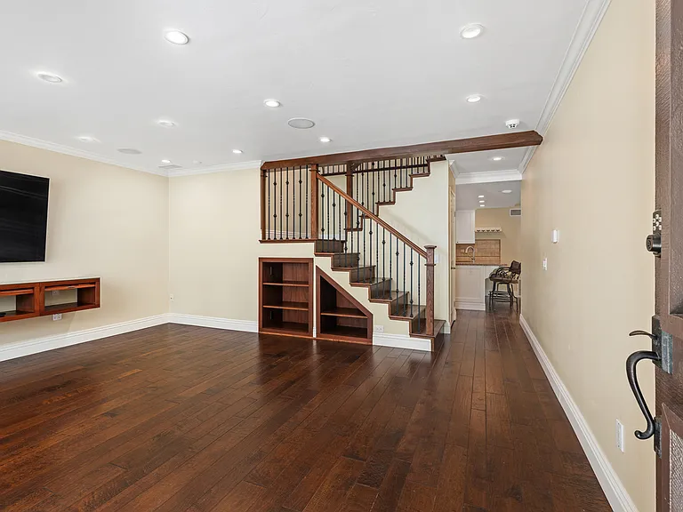 5226 Edge Park Way — Photo 6
