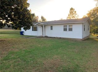702 S Dogwood St, Muldrow, OK 74948