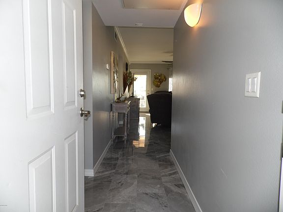 5th image of 3210 Sweetwater Ave Unit 230