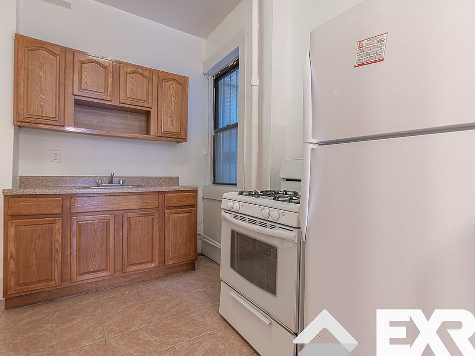 1st image of 600 Park Pl #1NYC