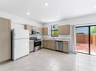 330 NE 13th St, Homestead, FL 33030