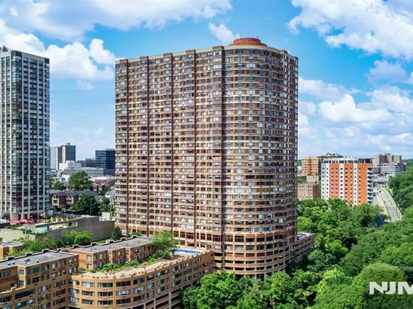 100 Old Palisade Road #1813, Fort Lee, NJ 07024