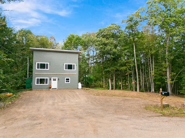 194 Roberts Shore Road, Liberty, ME 04949