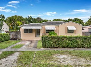 Rev Pl Of Country Club Es, Miami Springs, FL 33166