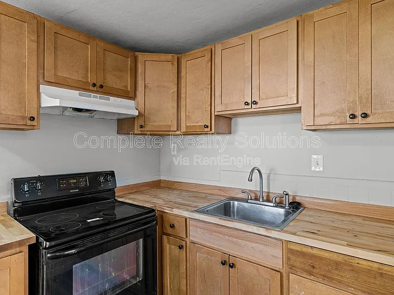 7120 Greenhaven Dr — Photo 6
