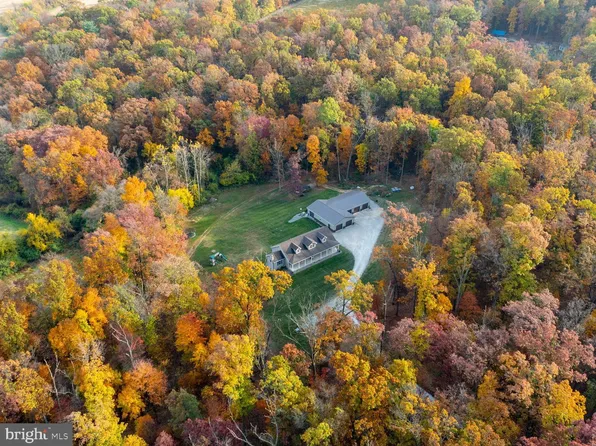 405 Forge Hill Rd, Manchester, PA 17345