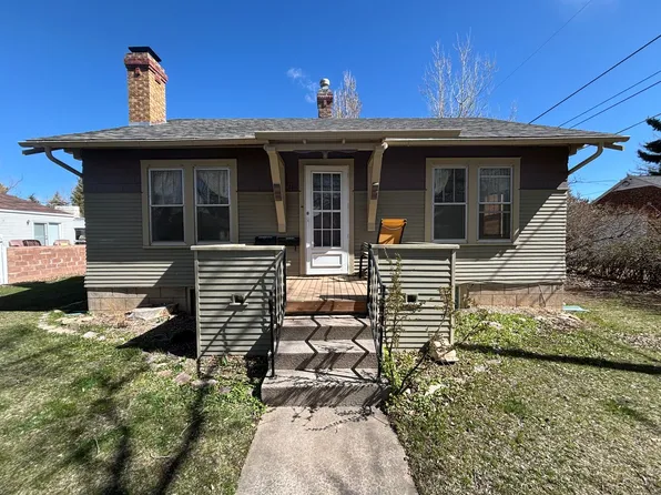 Salas, 1111 Park Ave #1111, Laramie, WY 82070