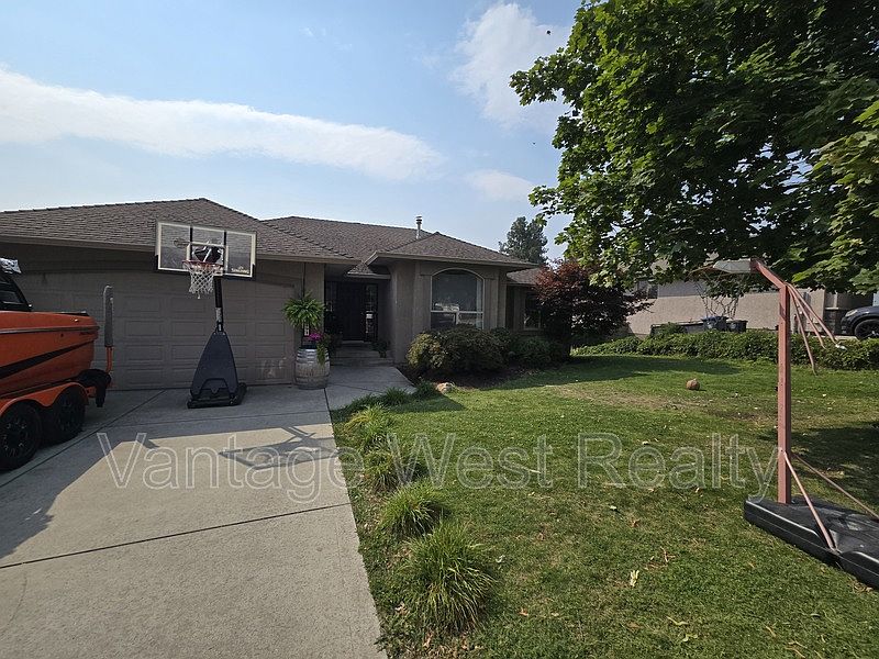 1st image of 891A Westview Way