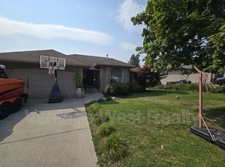 891A Westview Way, West Kelowna, BC V1Z3Z3