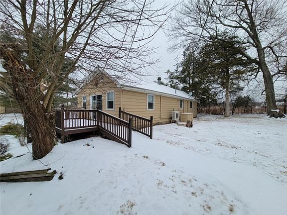 2nd image of 5 Friendly Acre