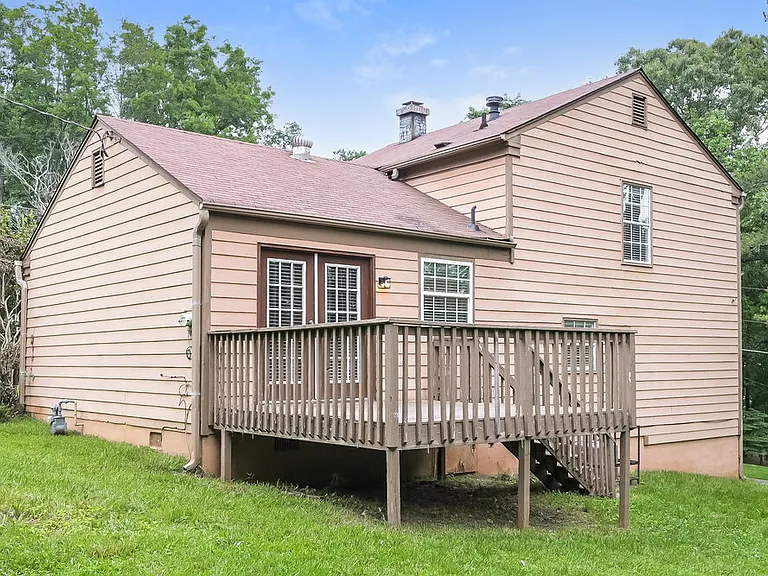 401 Sherwood Oaks Rd — Photo 17