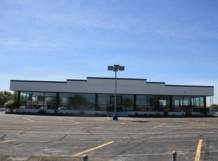 260 W Grand Ave, Elmhurst, IL 60126