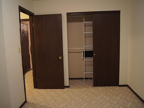 2nd image of 3804-6 Calico Dr