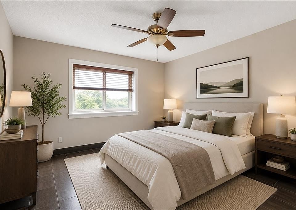 1st image of 2285 Peachtree Rd NE Unit 703