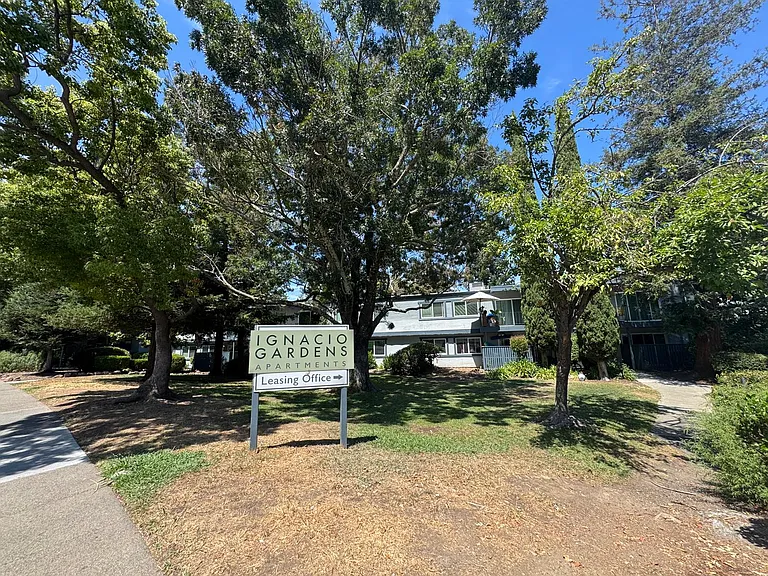 450 Alameda Del Prado #I — Photo 16