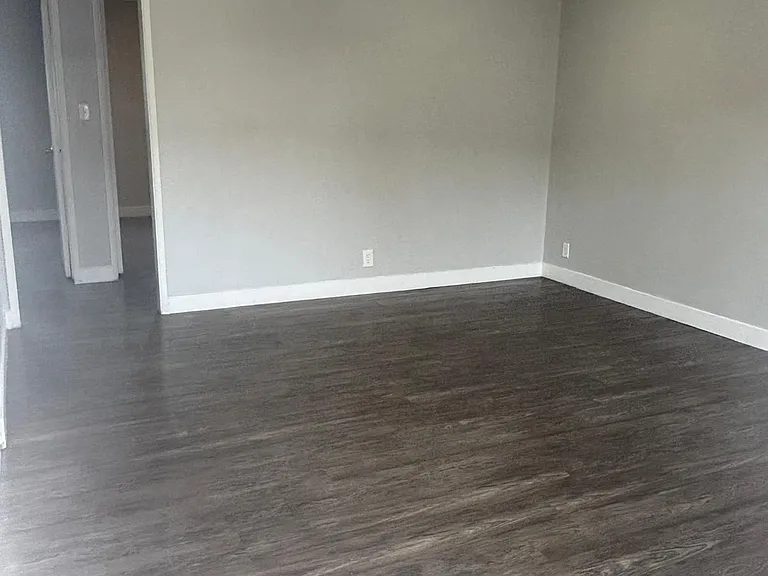 134 S Pritchard Ave #6 — Photo 3