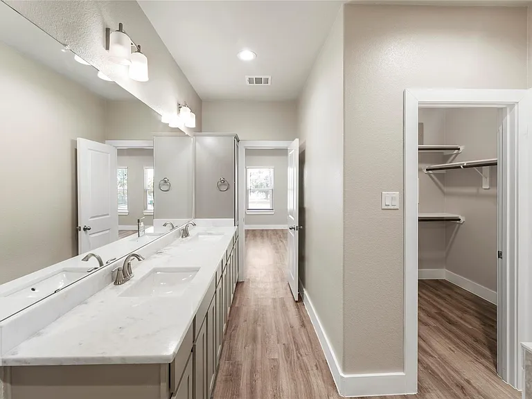 7703 Rainbow Close Ln — Photo 27