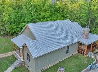 891 Bluff Rd, Boaz, AL 35956