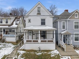 63 Seminole Ave, Washington, PA 15301