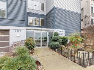 3271 SW Avalon Way APT 302, Seattle, WA 98126