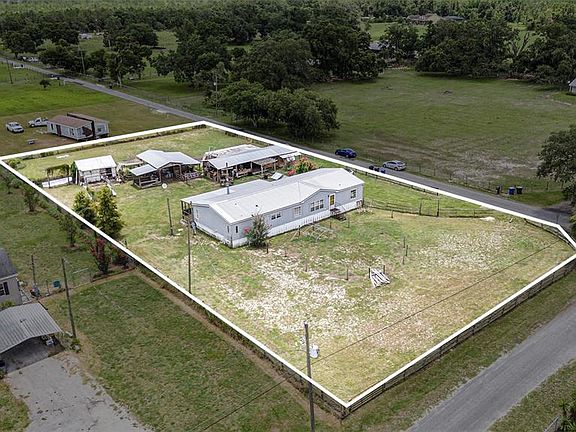 2nd image of 3308 Eric James Ct