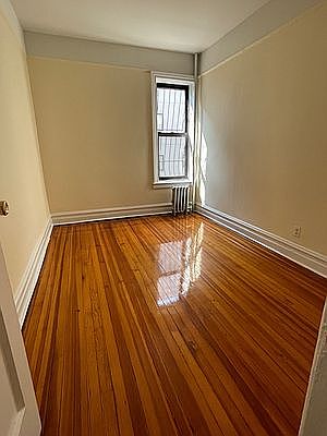 5th image of 31-32 32nd St #3BB