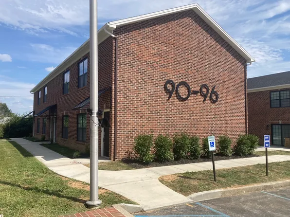 92 Saint James Ct, Frankfort, KY 40601