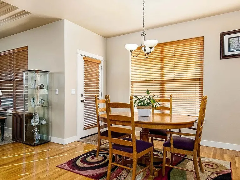 120 Waterstone Dr — Photo 3