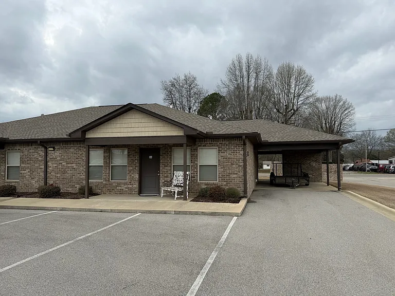 4264 Chisholm Rd — Photo 1