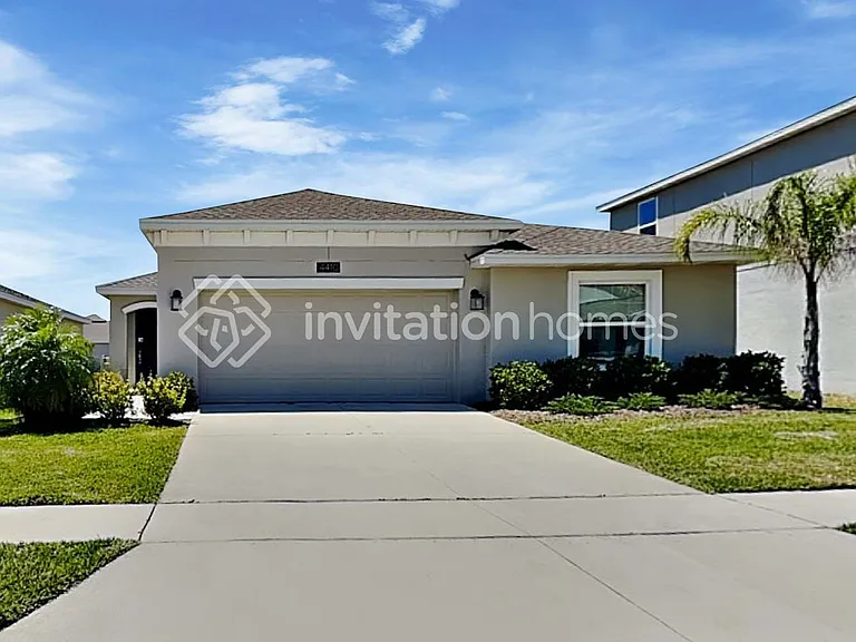 4410 Holstein St — Photo 1
