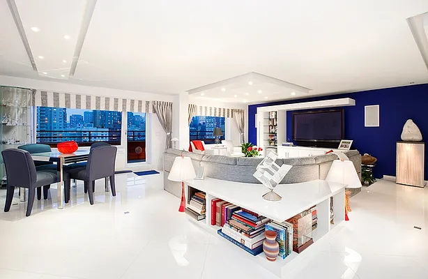 Sold by Aclawrence | media 29