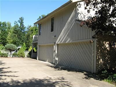 4th image of 5820 Dodsworth Ln