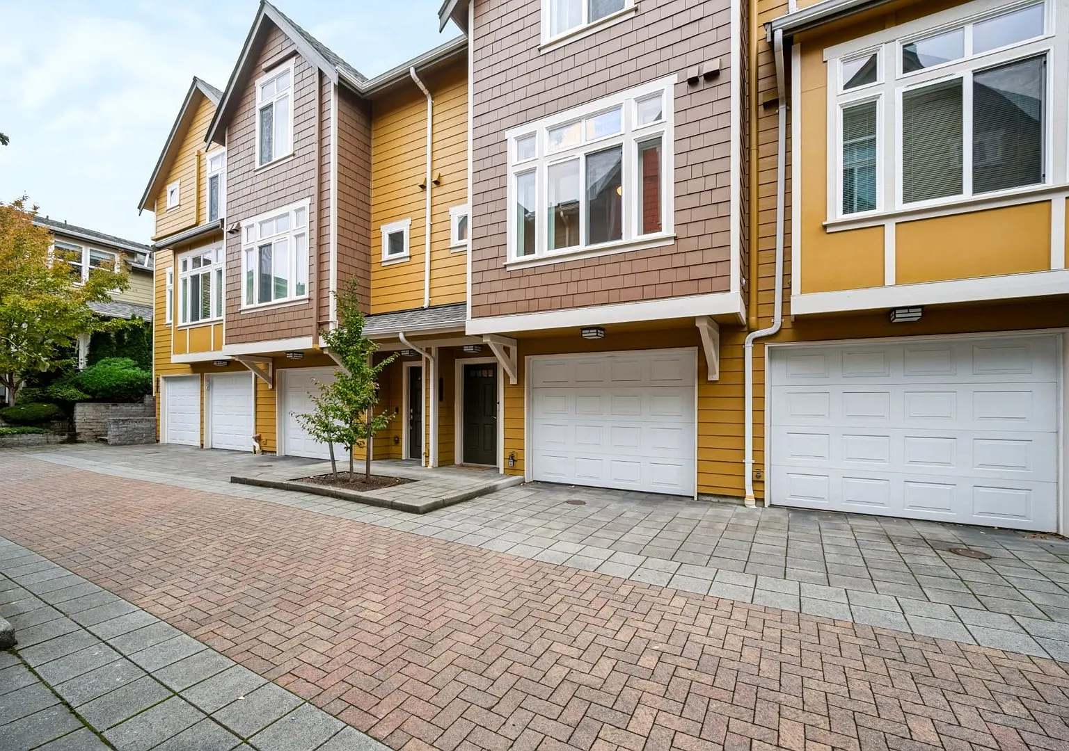 Modern and Spacious 2 Bedroom Home with 2 Private Baths & Attached Garage — Photo 1