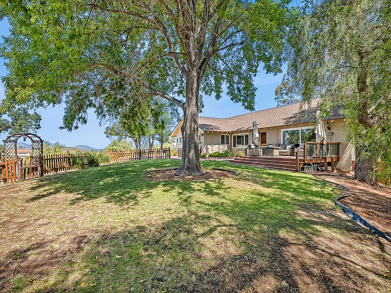 167 Rimrock Rd — Photo 58
