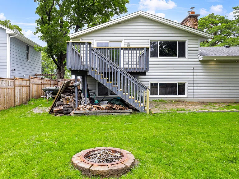 752 2nd Ave — Photo 36