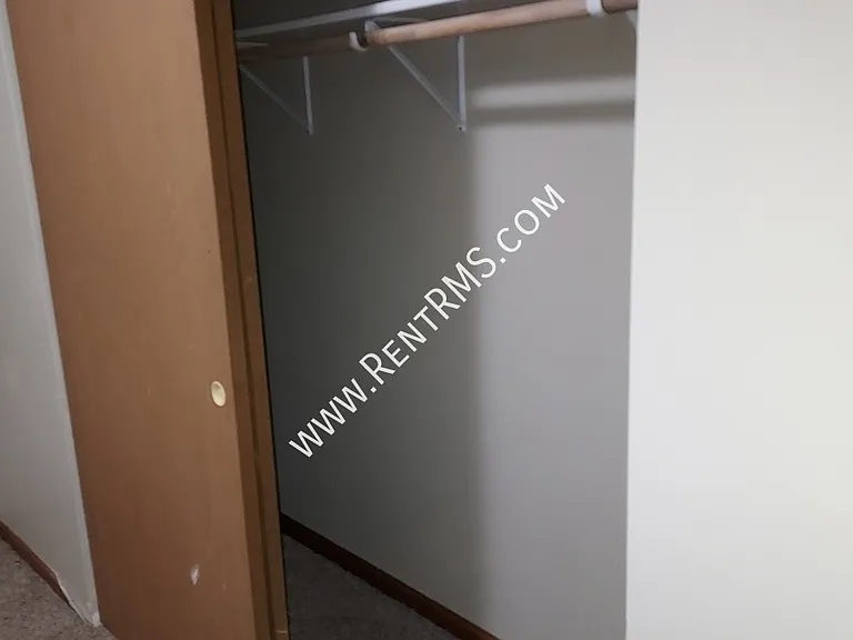 119 W 3rd St #10 — Photo 14