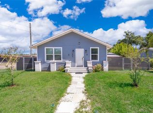 702 E Gilchrist St, Plant City, FL 33563