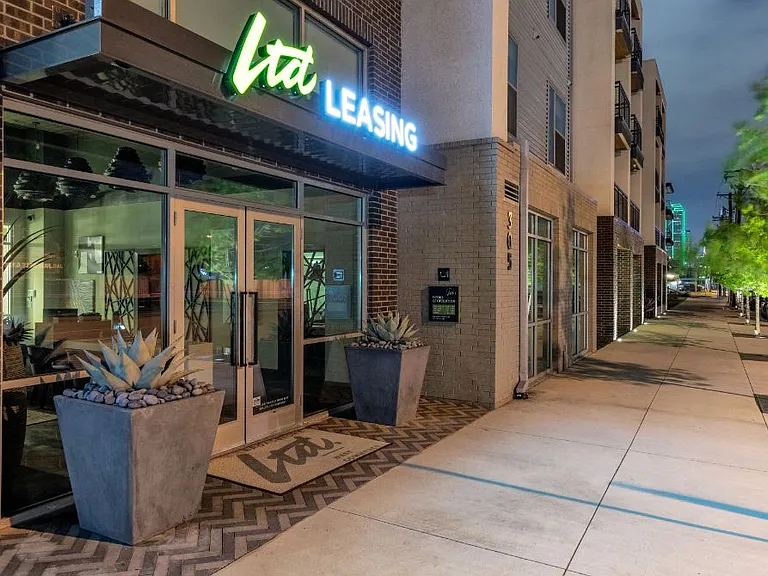LTD West Commerce — Photo 23