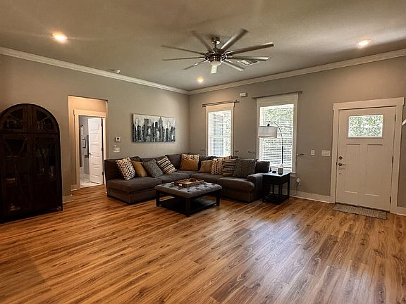 3rd image of 12 Hobkirk Dr