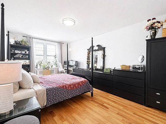 4th image of 90-10 34th Ave #1F
