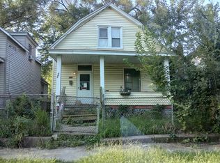 1418 W Millman St, Peoria, IL 61605