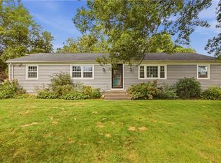 590 Turner Rd, Middletown, RI 02842