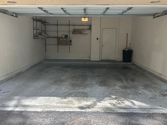 3rd image of 4 Indigo Run Dr APT 2020