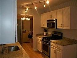 3rd image of 1711 Thayer St