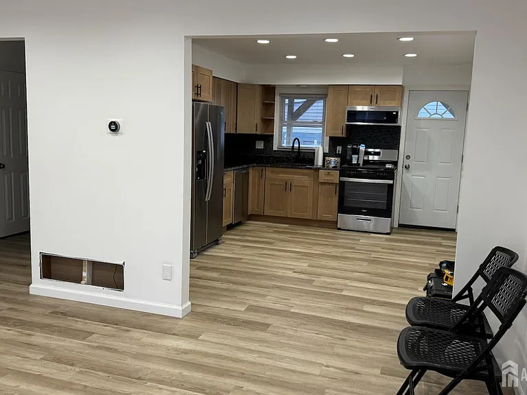 43 Orchard St — Photo 3