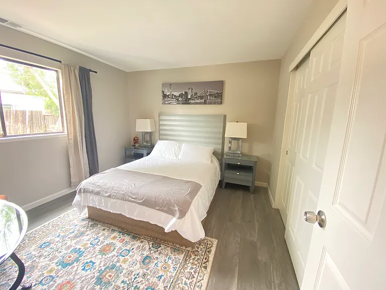 523 B St #1 — Photo 5
